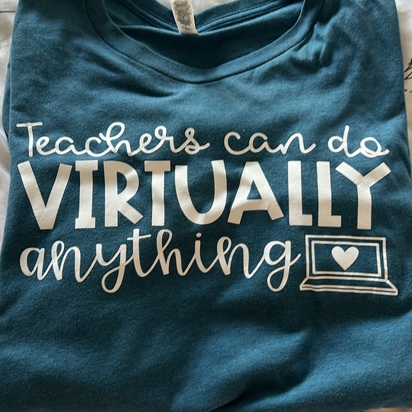 “Teachers can do Virtually anything”teacher t-shirt.Bella Canvas unisex medium. - Picture 4 of 4